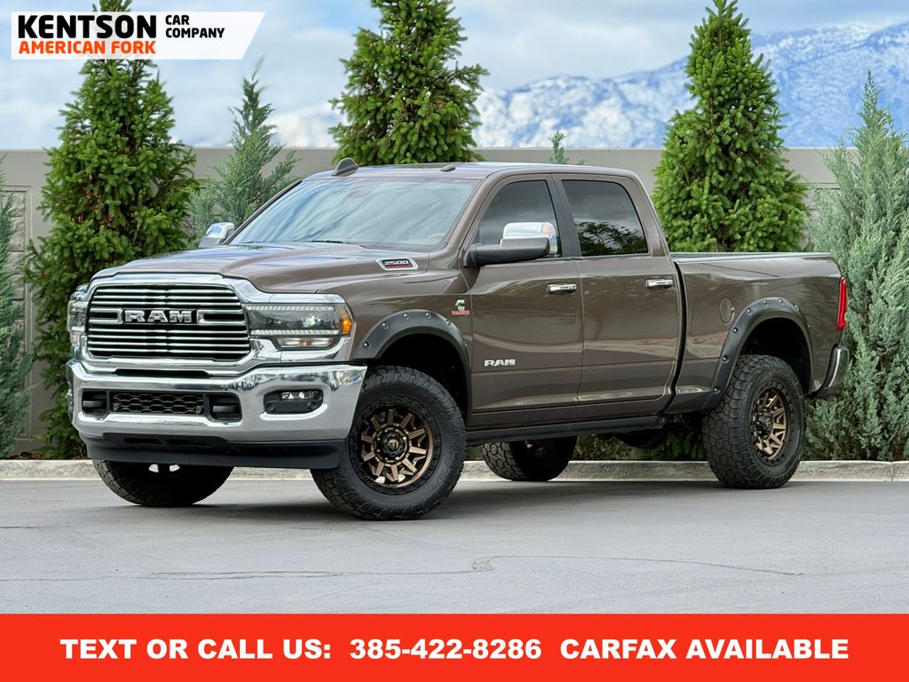 RV Match Walnut Brown Metallic Clearcoat 2019 RAM 2500 Laramie Crew Cab 4WD Pickup Truck Four-Wheel Drive 6-Speed Automatic