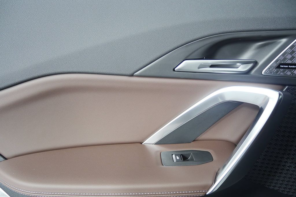 Thumbnail: 2025 BMW X1 - 14
