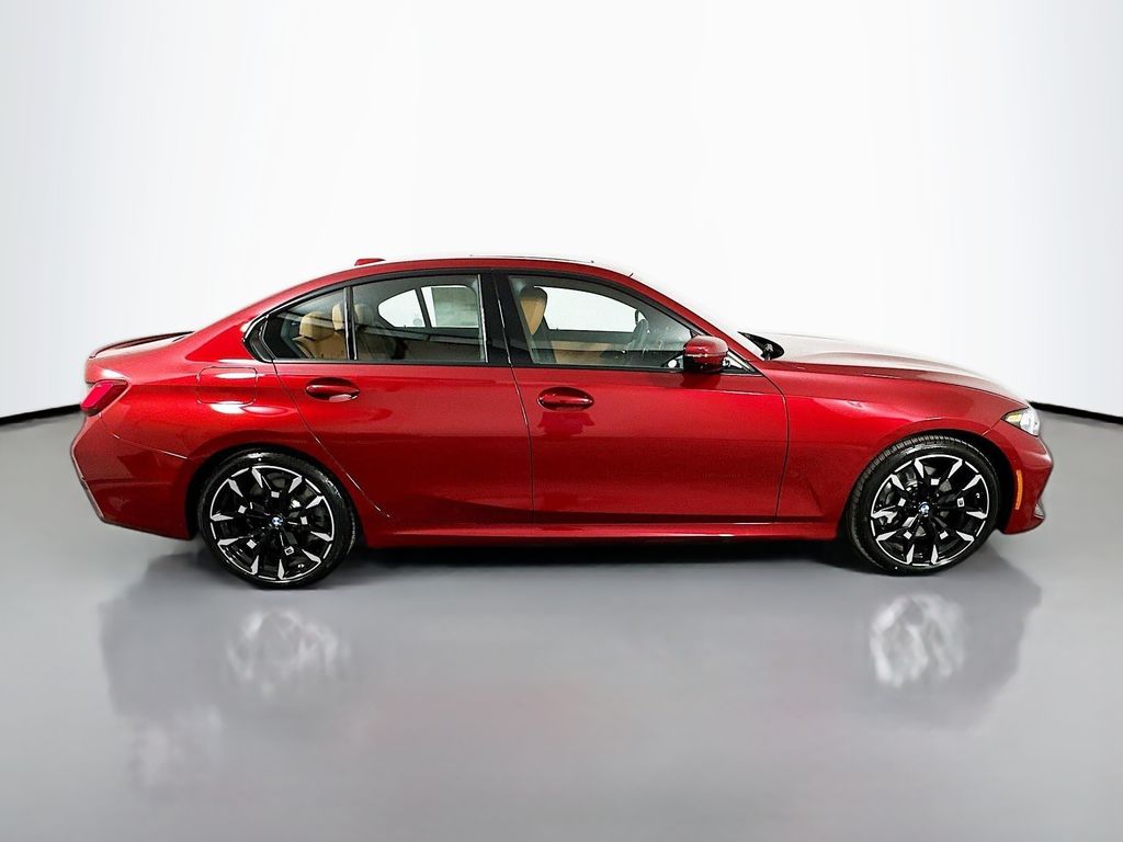 Thumbnail: 2026 BMW 3 Series - 4