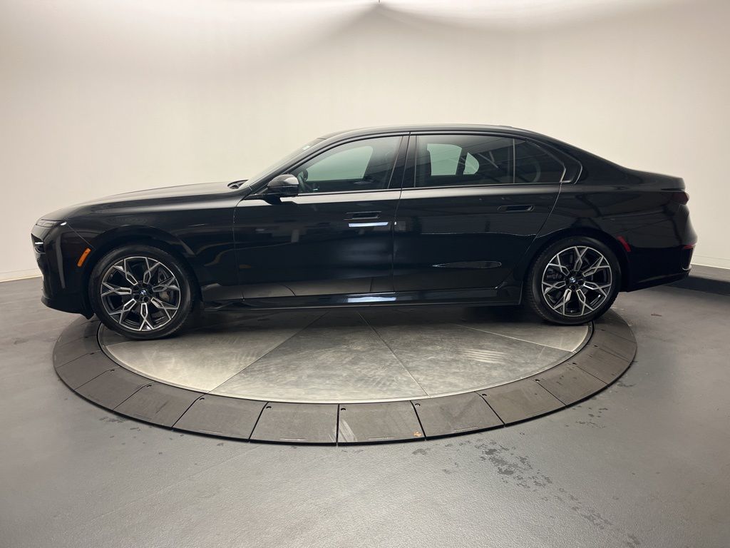 Thumbnail: 2024 BMW i7 - 4