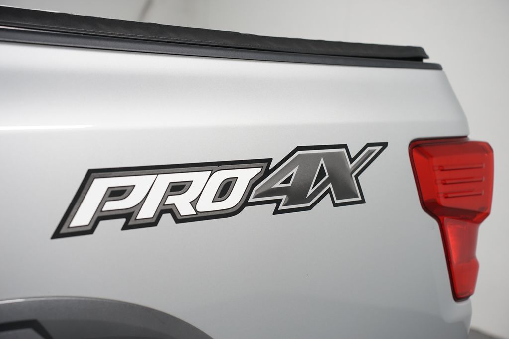 Thumbnail: 2018 Nissan Titan - 11