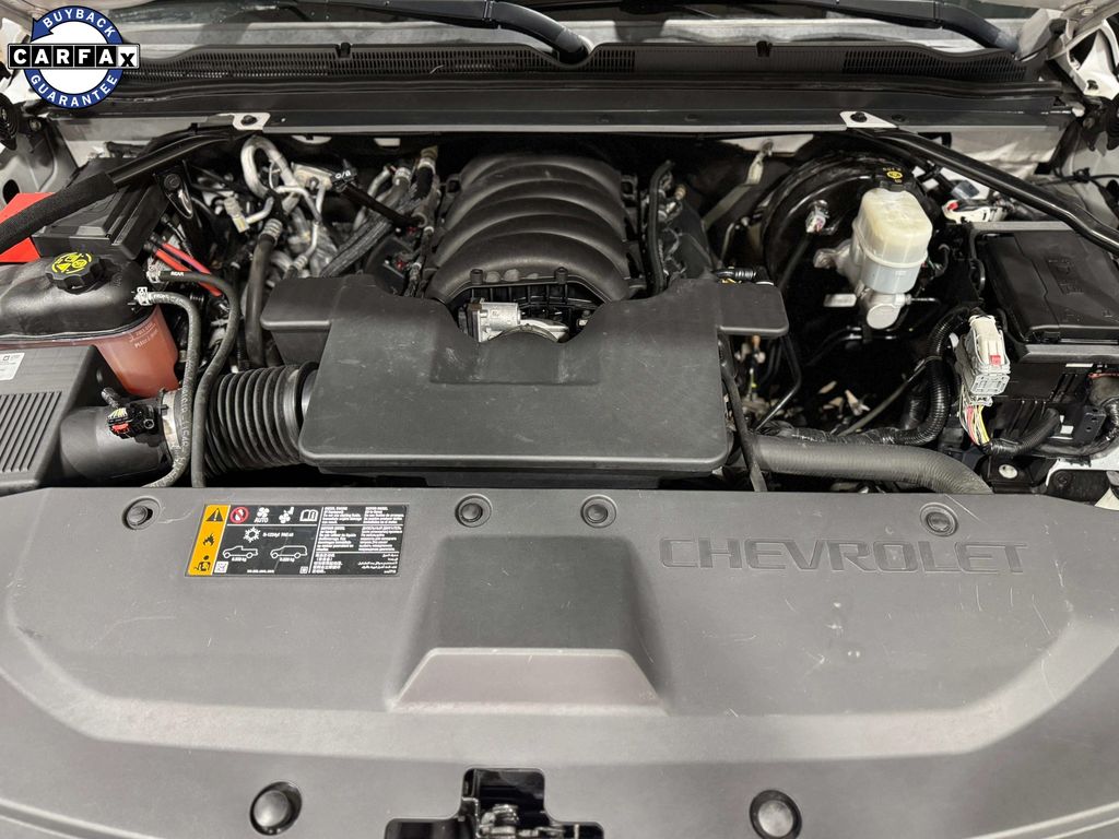 Used 2019 White Chevrolet Premier image 32