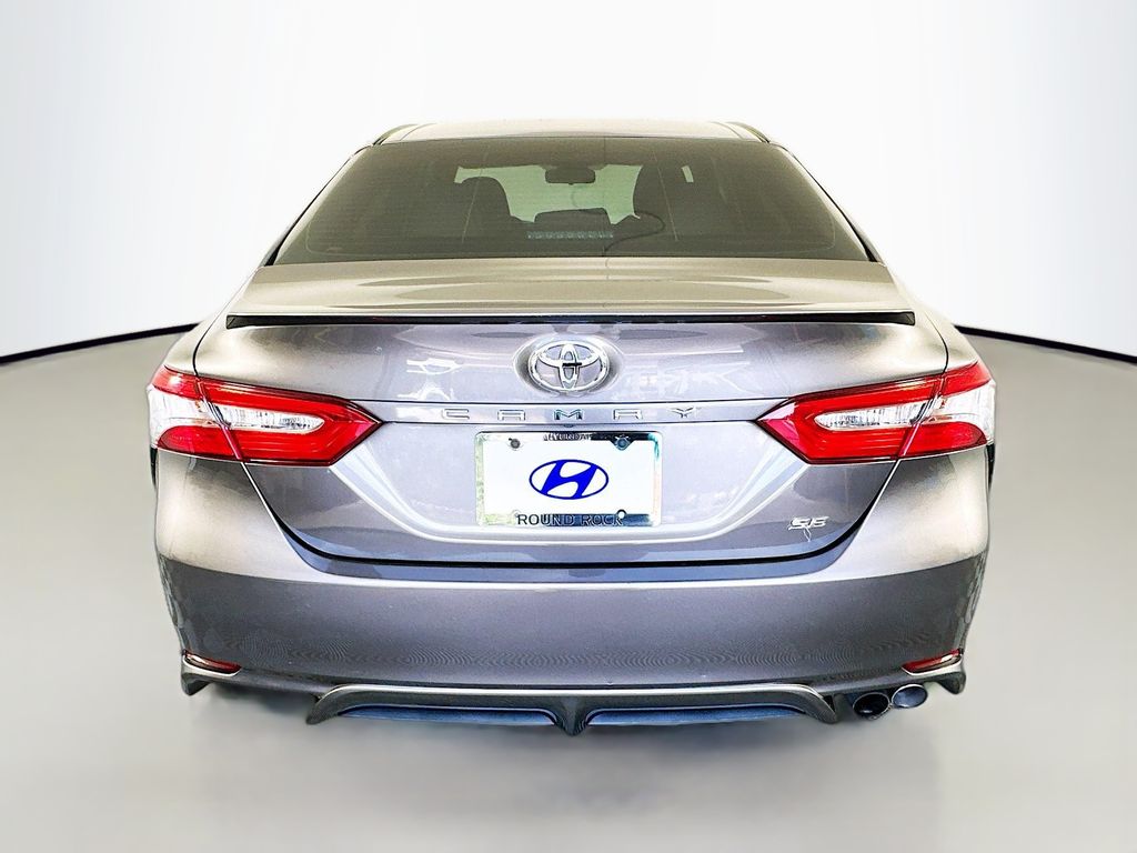 Thumbnail: 2018 Toyota Camry - 6