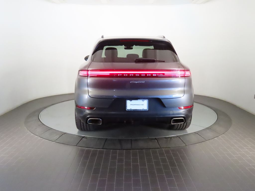 Thumbnail: 2025 Porsche Cayenne - 6