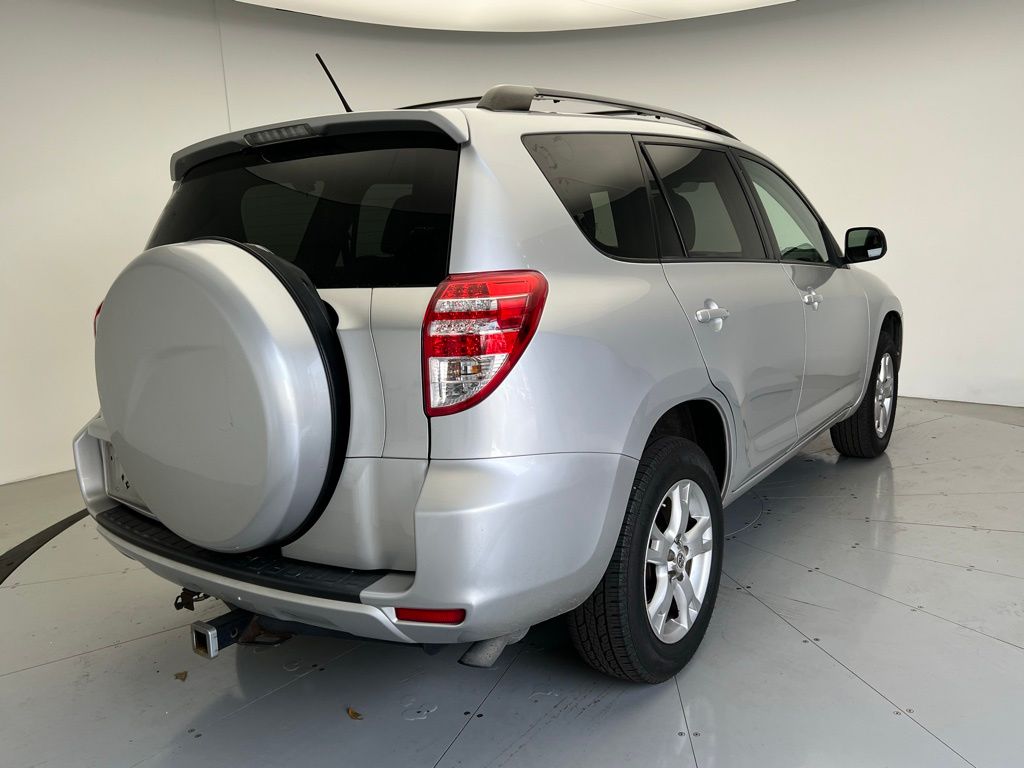 2011 Toyota RAV4 Base 3