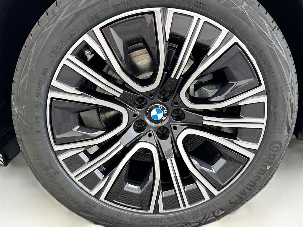 Thumbnail: 2026 BMW X3 - 29