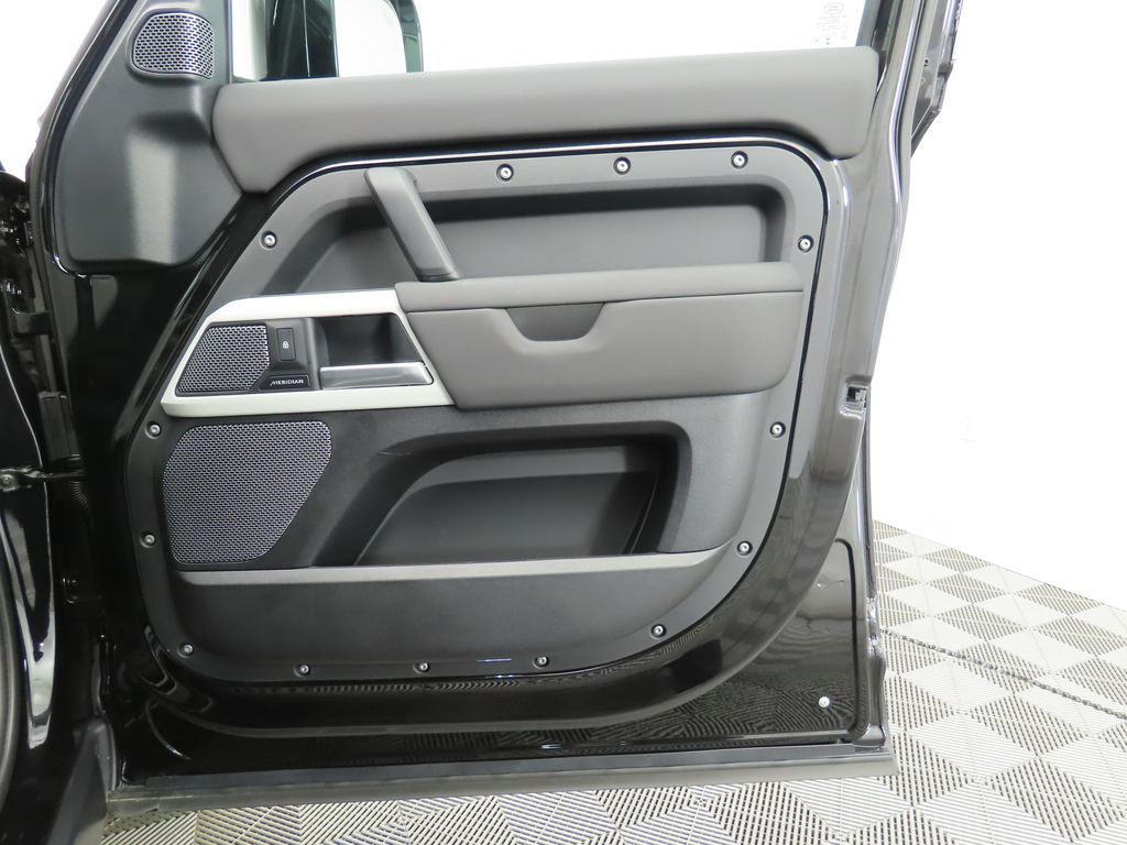 Thumbnail: 2024 Land Rover Defender - 26