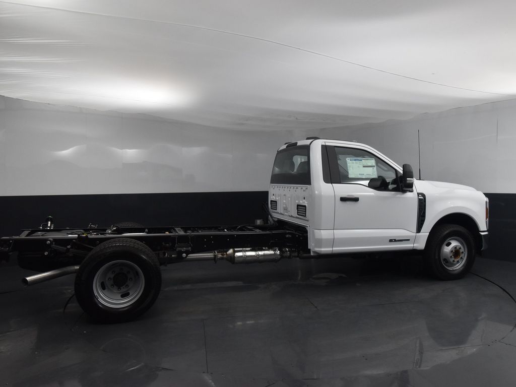 2024 Ford F-350 Super Duty XL
