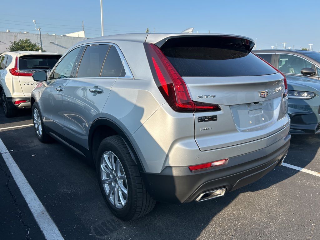 Thumbnail: 2021 Cadillac XT4 - 2