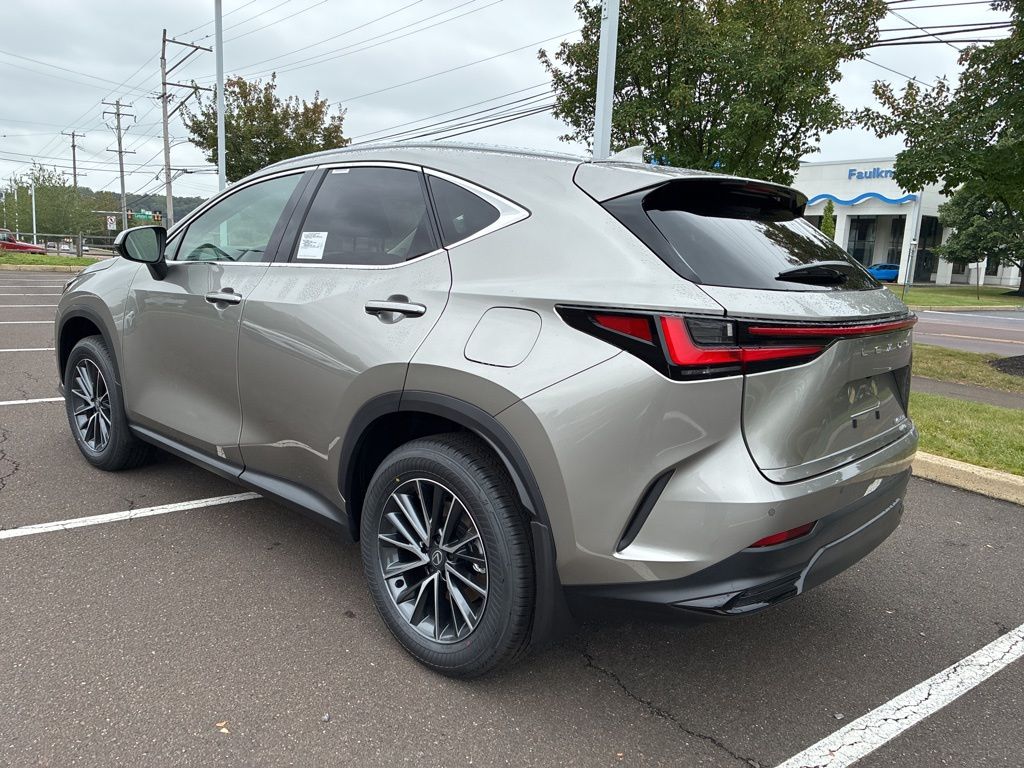 2026 Lexus NX 350 photo 3