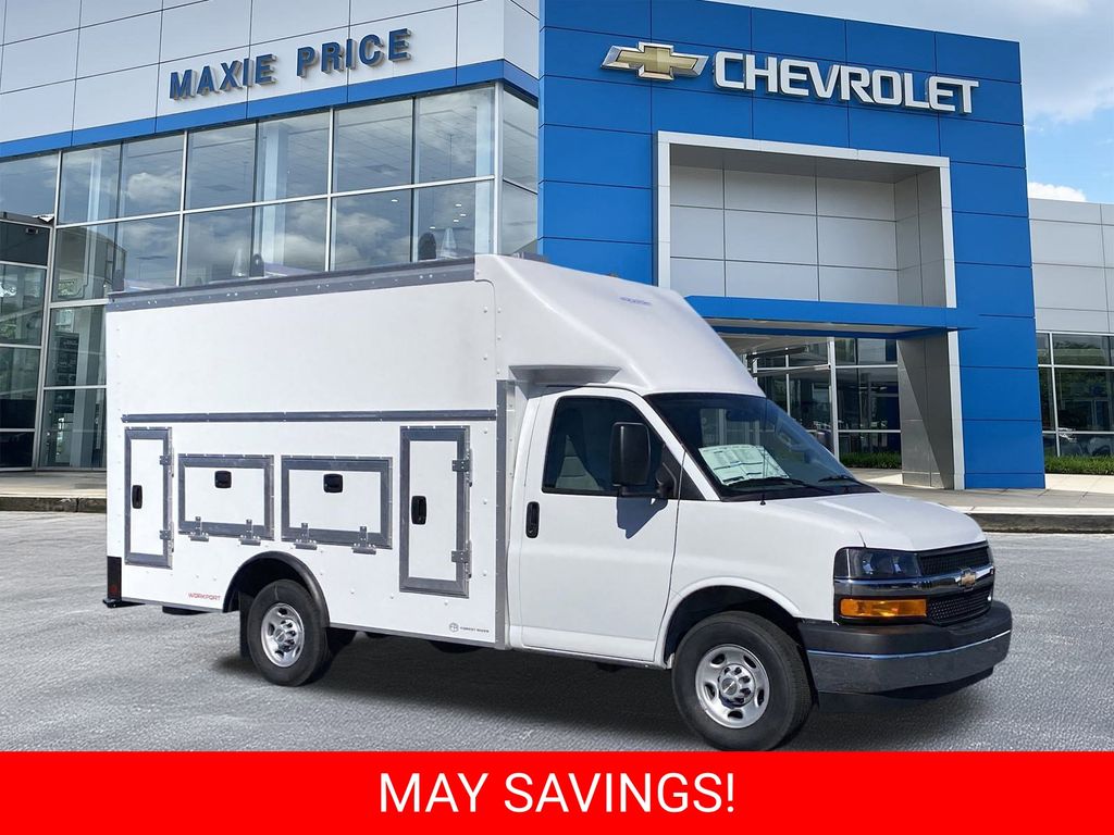 2025 Chevrolet Express 3500 139" WB's photo