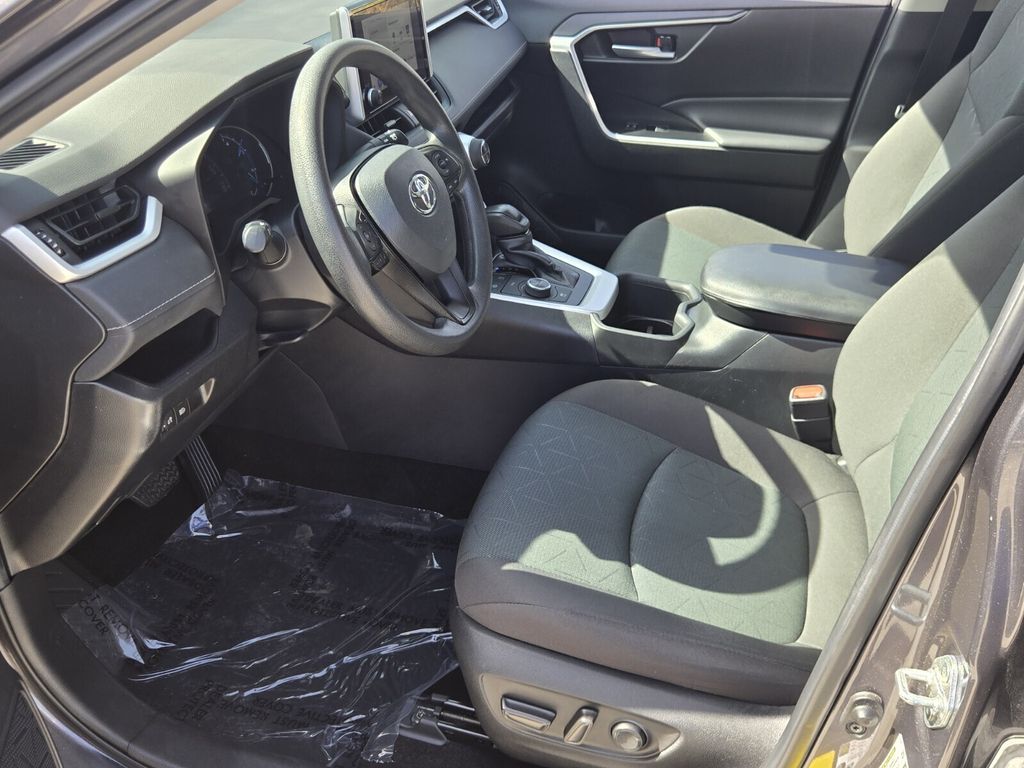 2024 Toyota RAV4 - $33,316