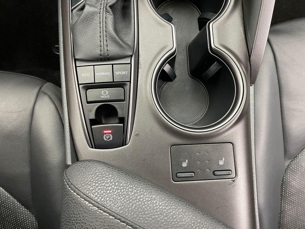 2023 Toyota Camry XSE 29