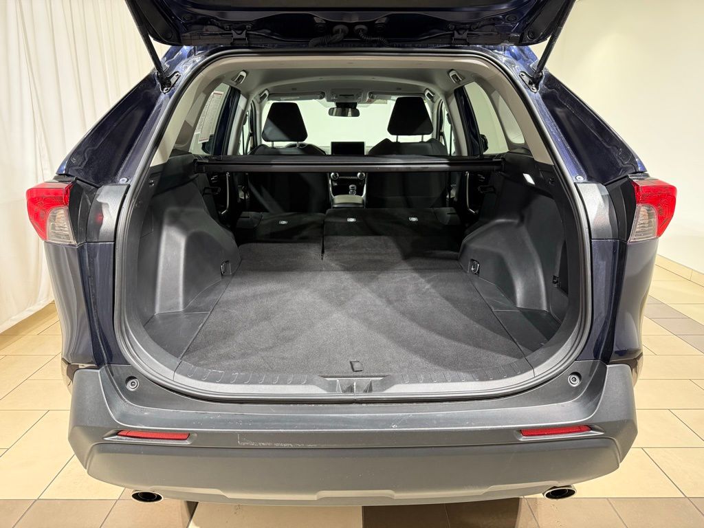 Thumbnail: 2025 Toyota RAV4 - 12