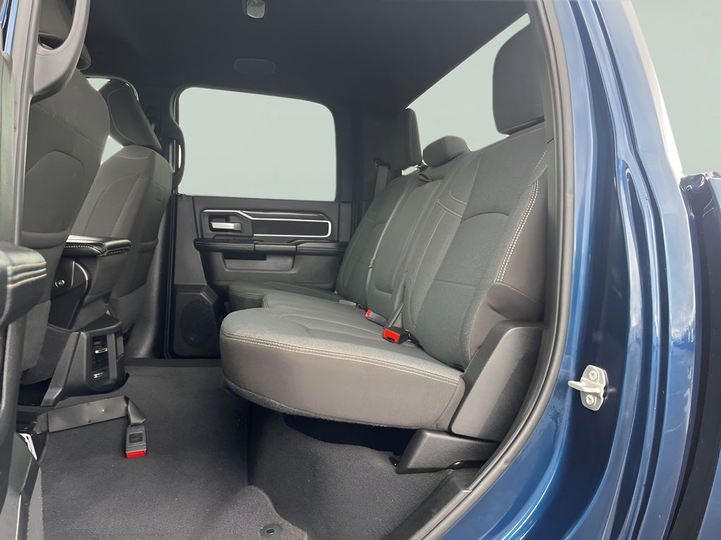 2024 Ram 2500 Big Horn photo 3