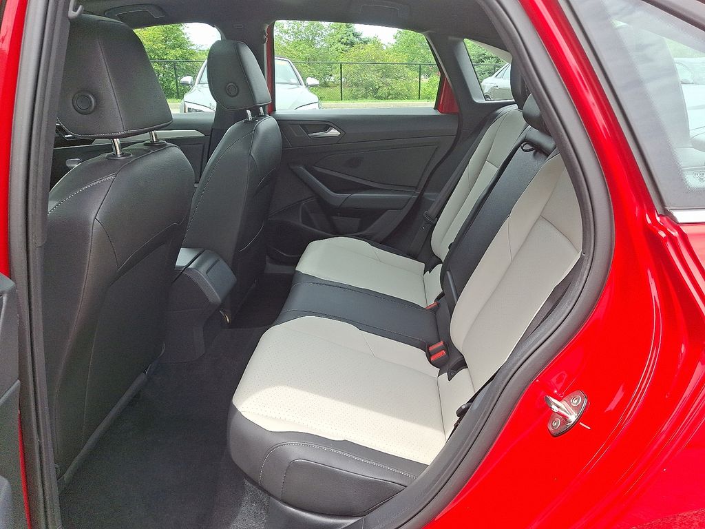 2020 Volkswagen Jetta R-Line 10