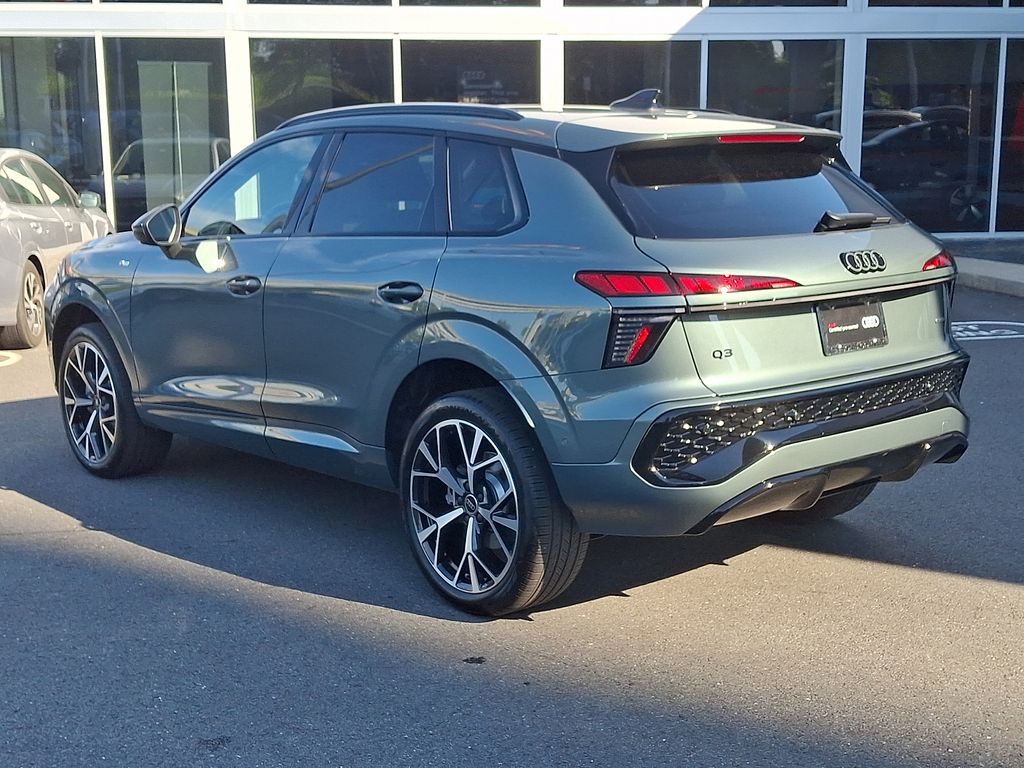 Thumbnail: 2026 Audi Q3 - 6