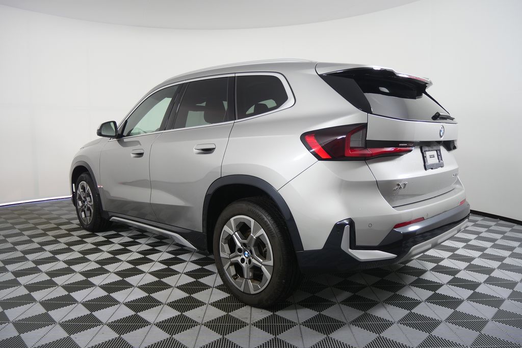 Thumbnail: 2023 BMW X1 - 5