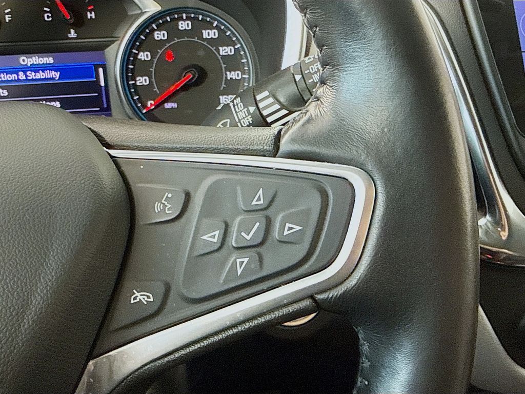 Thumbnail: 2022 Chevrolet Equinox - 12