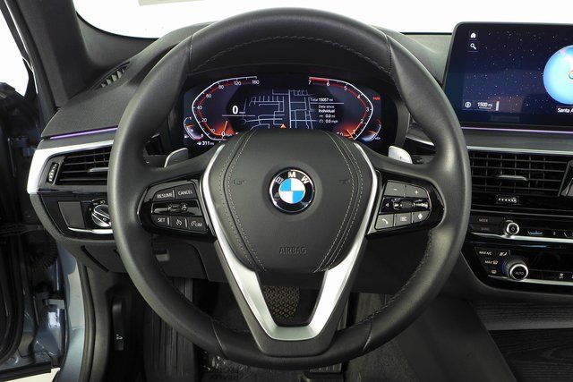 2022 BMW 5 Series 530i 26