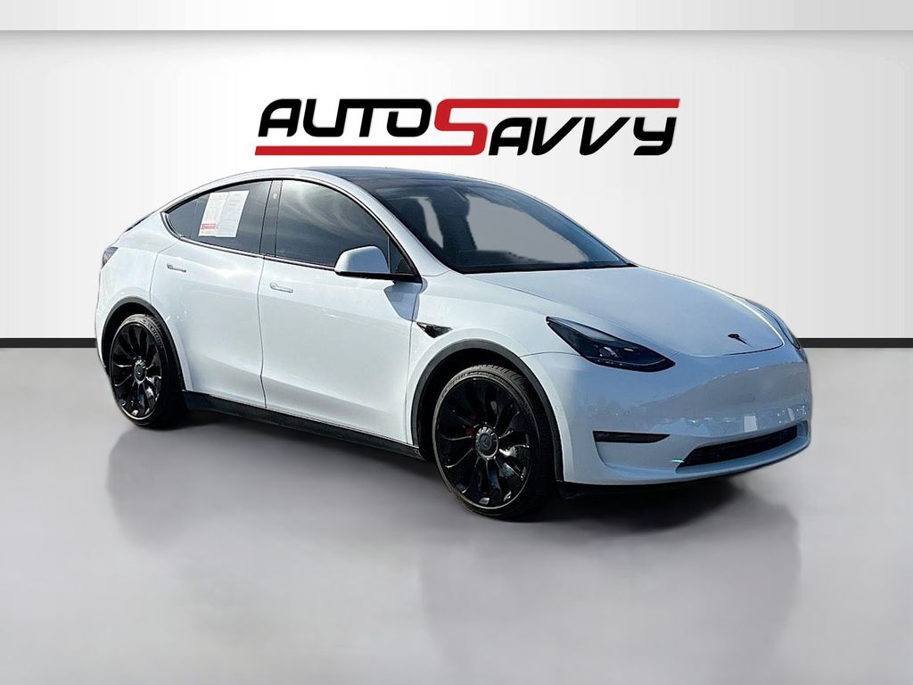 2022 Tesla Model Y Performance Dual Motor All-Wheel Drive's photo