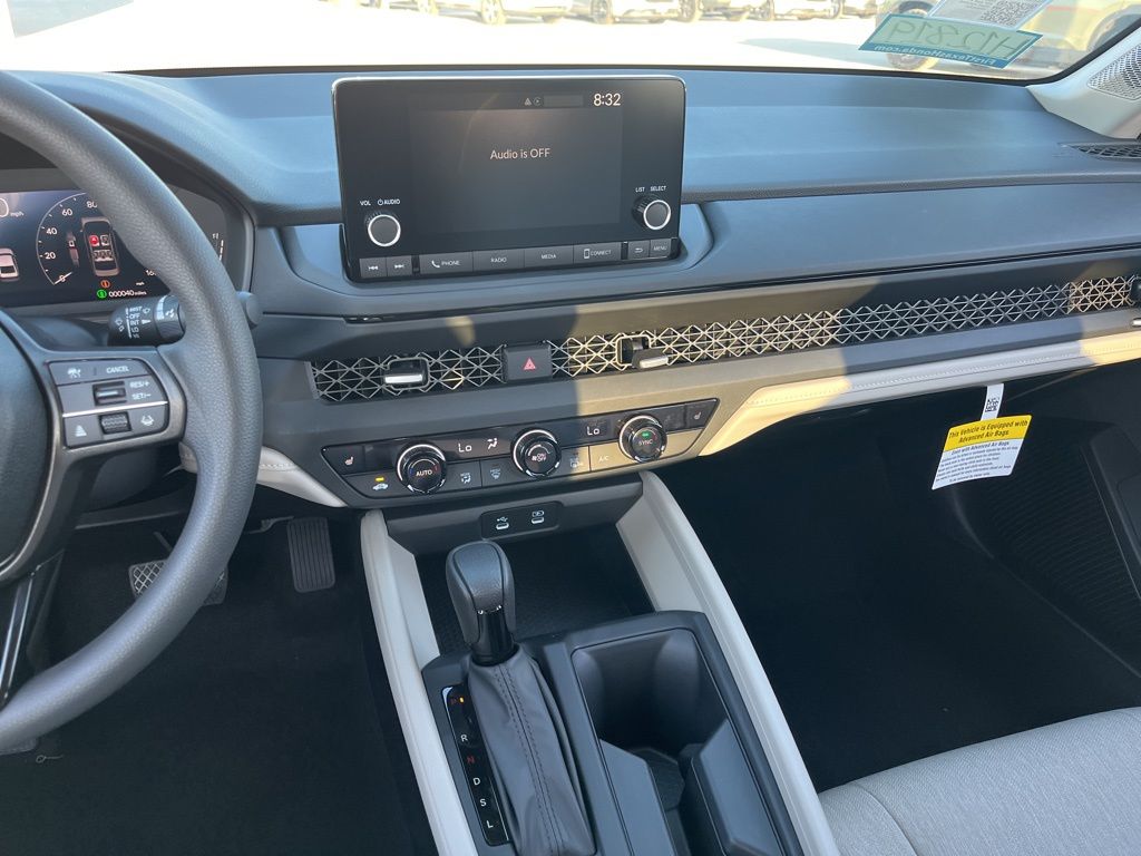 Thumbnail: 2025 Honda Accord - 9