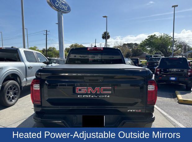 2024 GMC Canyon 4WD AT4