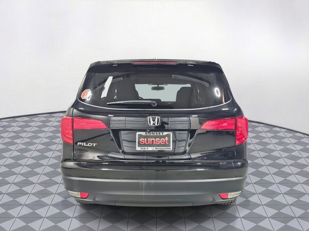 Used 2017  Honda EX-L image 6