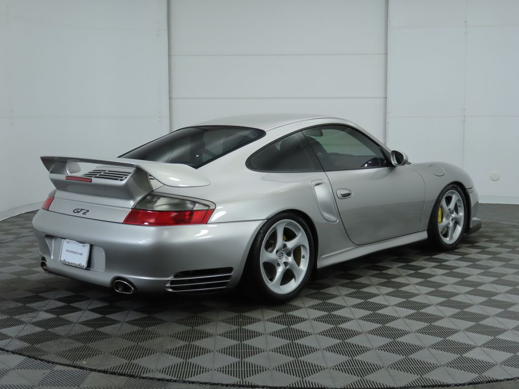 2001 Porsche 911 GT2 5