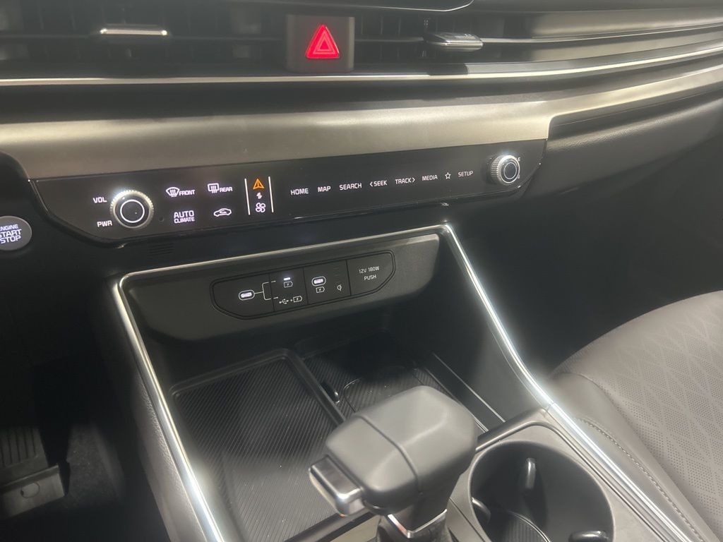 new 2026 Kia Carnival car, priced at $47,685