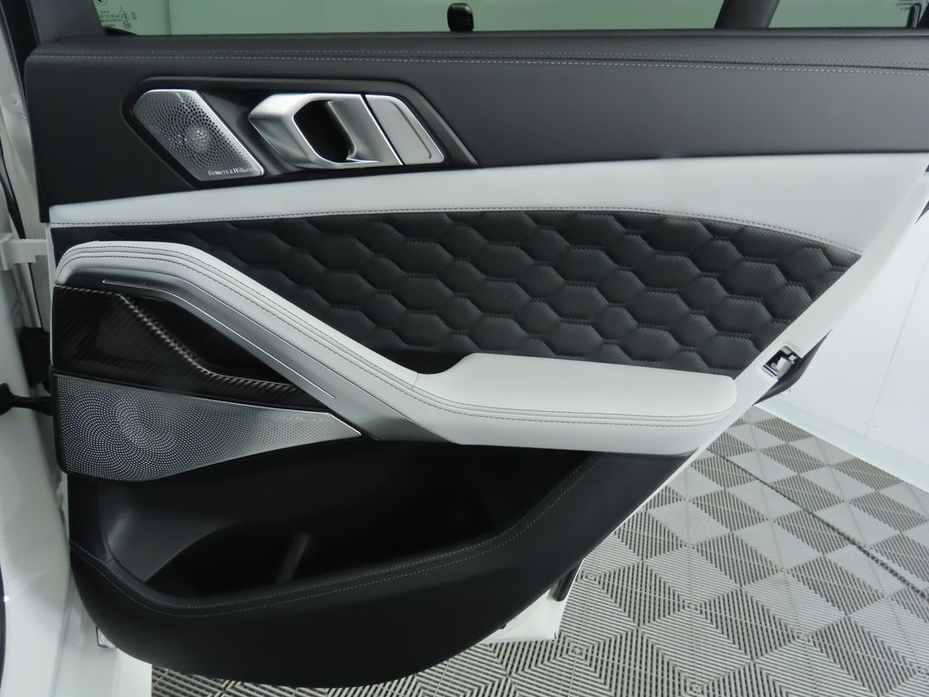 2026 BMW X6 M Competition 29