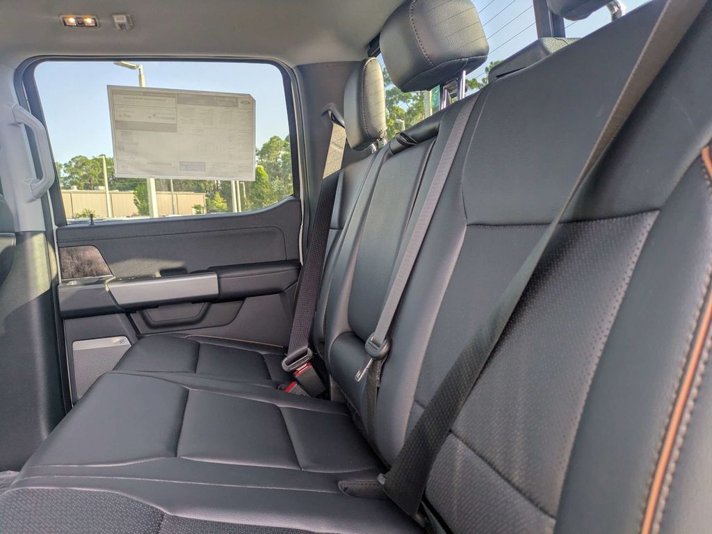 2026 Ford F-350 Super Duty LARIAT