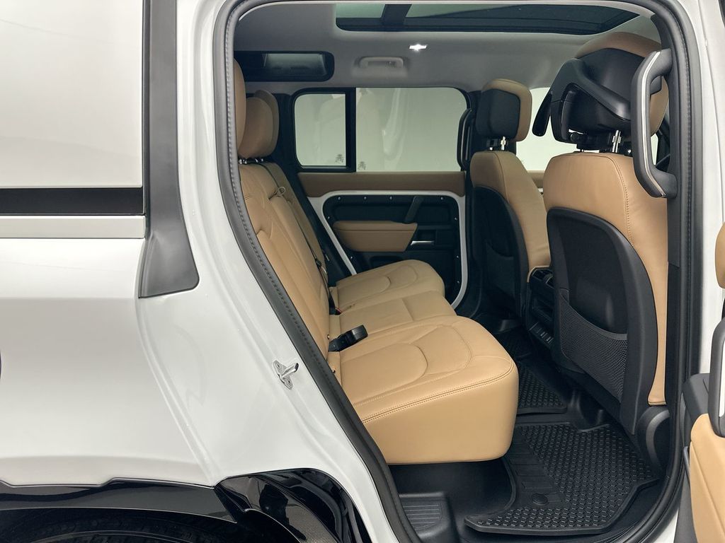 Thumbnail: 2026 Land Rover Defender - 7