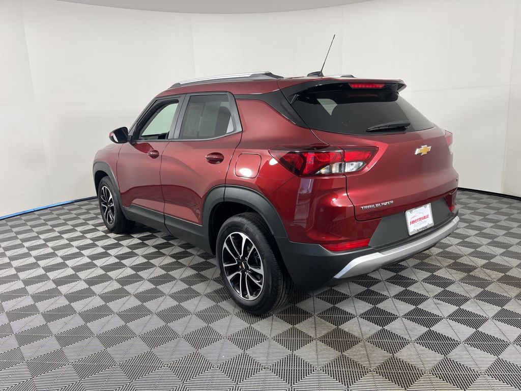 Thumbnail: 2025 Chevrolet TrailBlazer - 12