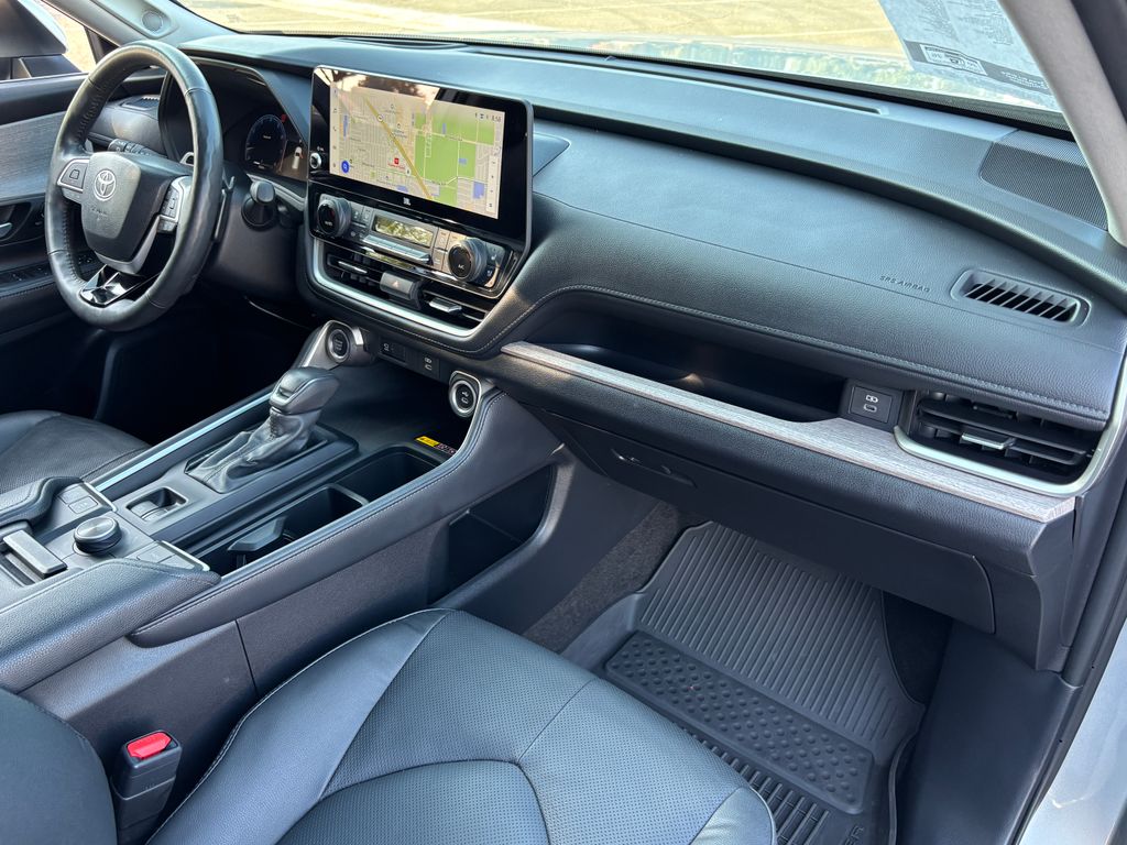 Thumbnail: 2024 Toyota Grand Highlander - 25