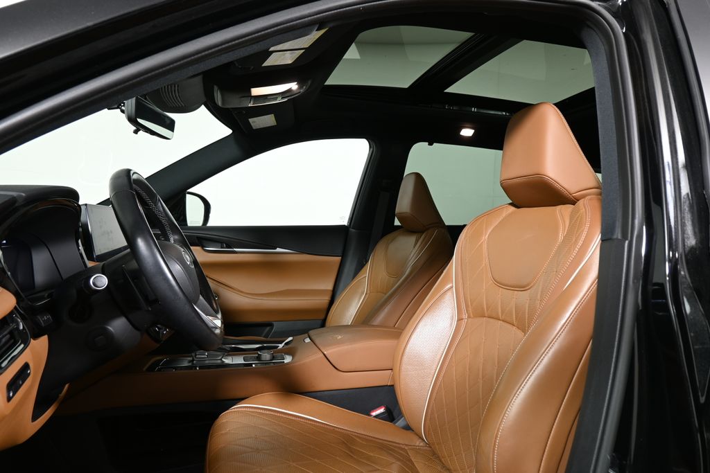 Thumbnail: 2023 INFINITI QX60 - 5