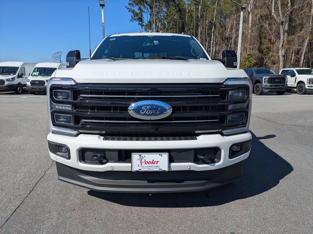 2026 Ford F-350 Super Duty Platinum