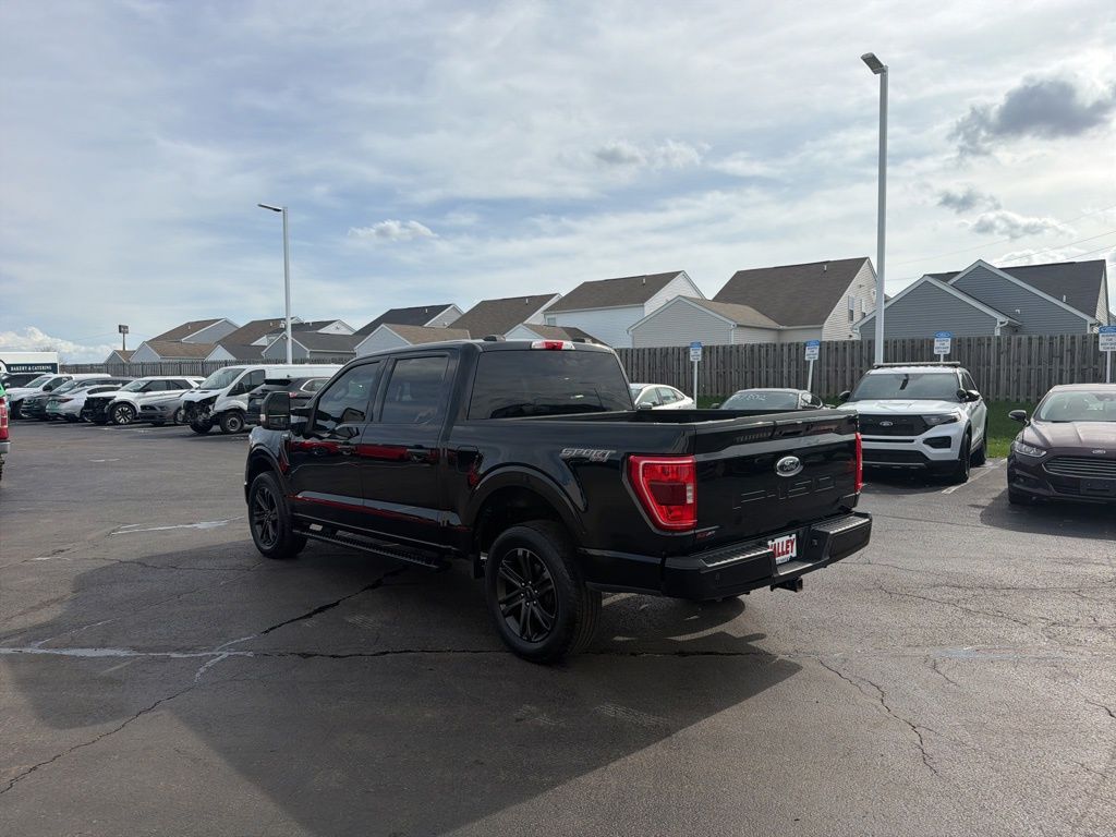 View vehicle photo 5