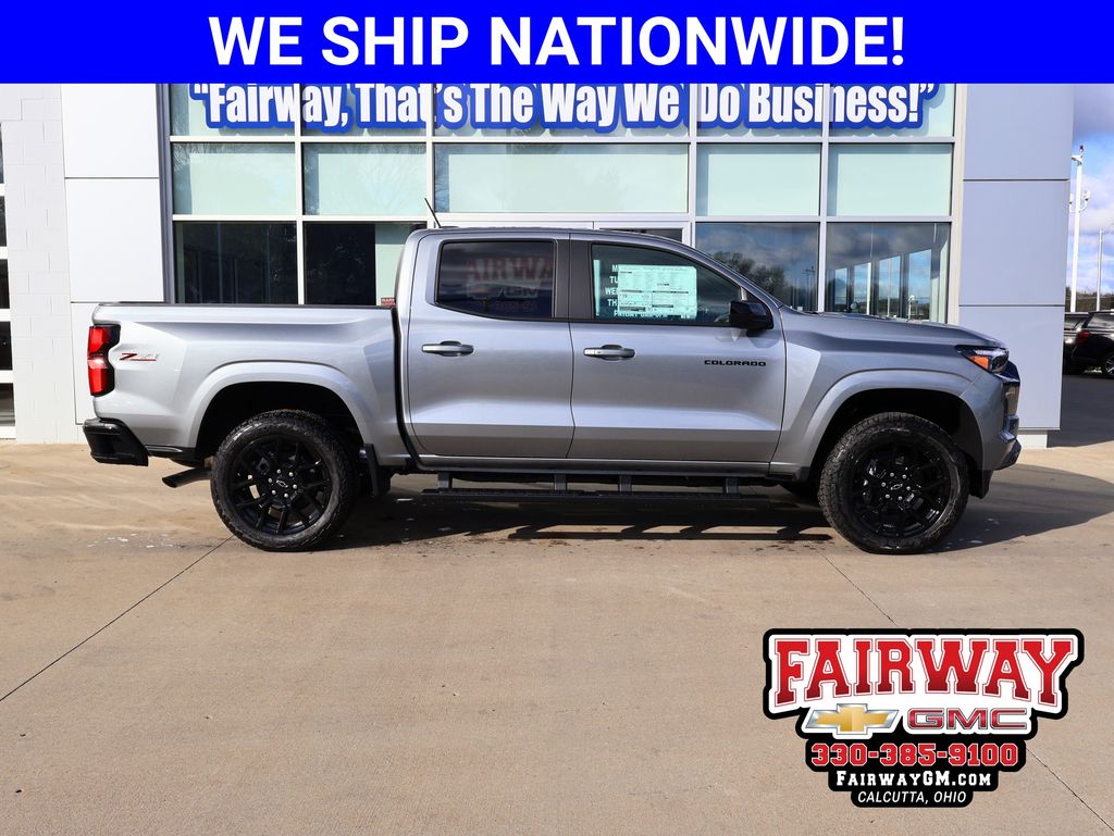 Sterling Gray Metallic 2026 Chevrolet Colorado Pickup Truck Four-Wheel Drive 8-Speed Automatic