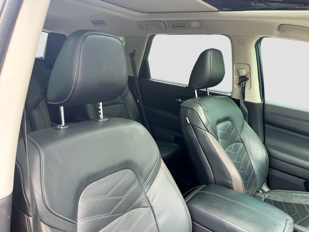 Used 2022 Blue Nissan Platinum image 30