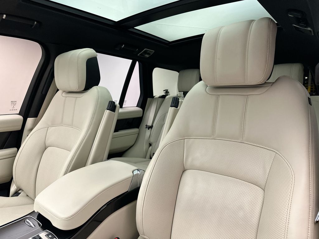 2020 Land Rover Range Rover HSE 10