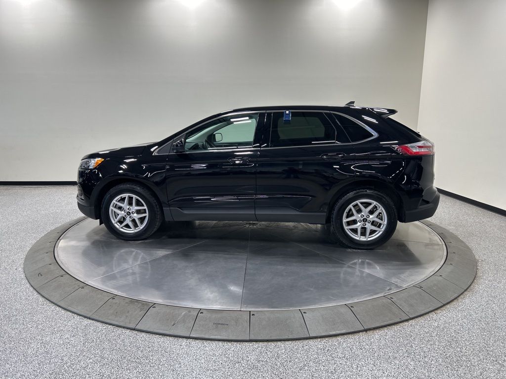 used 2024 Ford Edge car, priced at $29,837