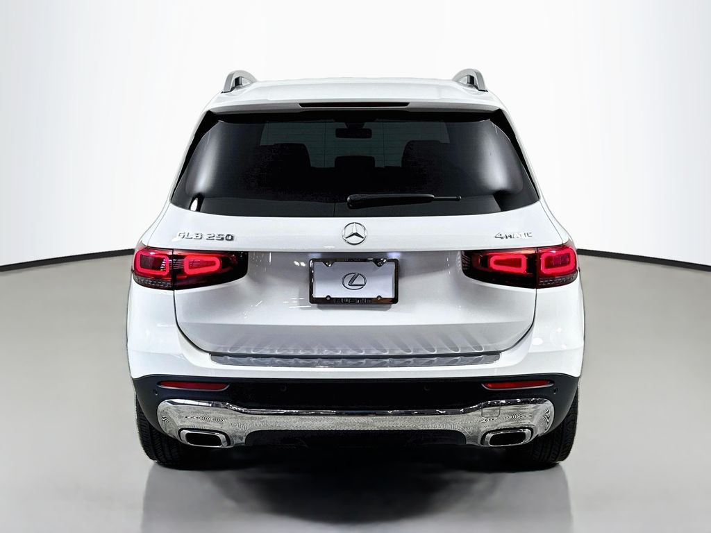 Thumbnail: 2023 Mercedes-Benz GLB - 6