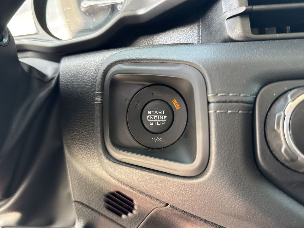2024 Jeep Wrangler Sahara 4xe White at River Oaks CDJR
