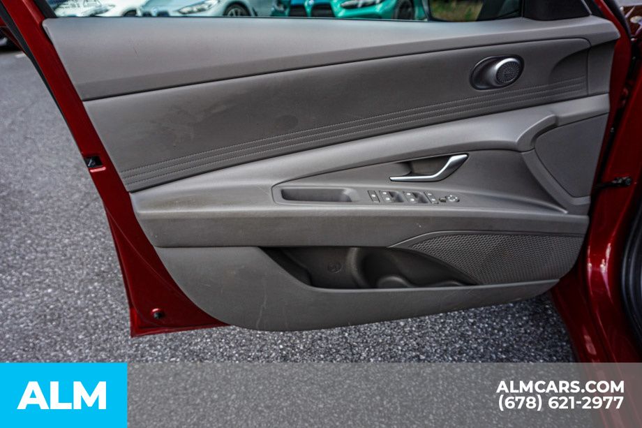 Used 2024 Red Hyundai SEL image 45