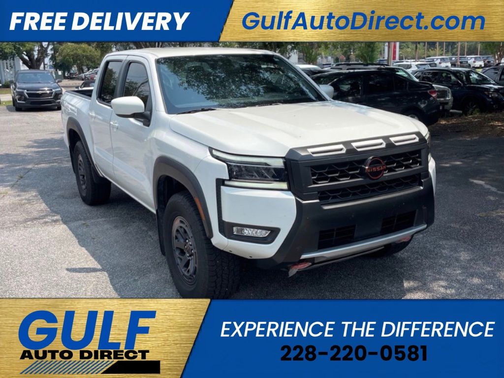 Glacier White 2025 Nissan Frontier Pickup Truck Four-Wheel Drive 9-Speed Automatic Overdrive