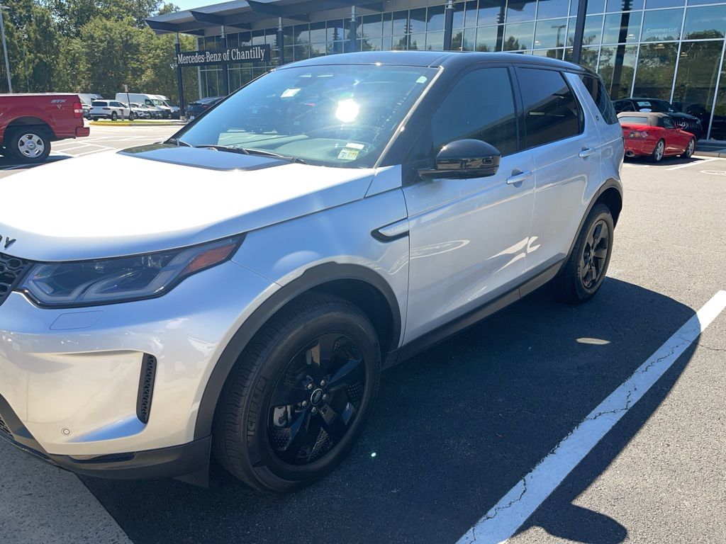 Thumbnail: 2023 Land Rover Discovery Sport - 2