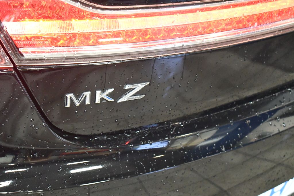 Thumbnail: 2017 Lincoln MKZ - 6