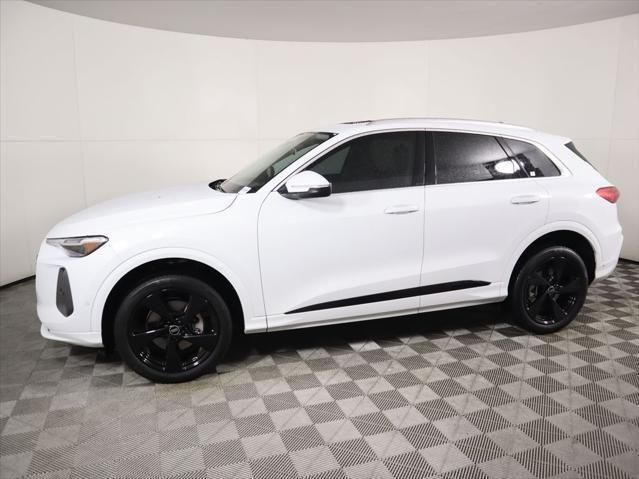 Thumbnail: 2025 Audi Q5 - 8