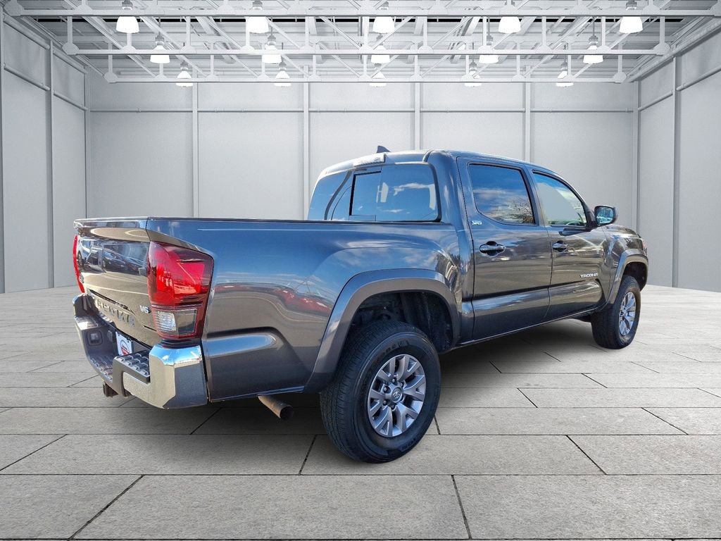 2019 Toyota Tacoma SR5 4